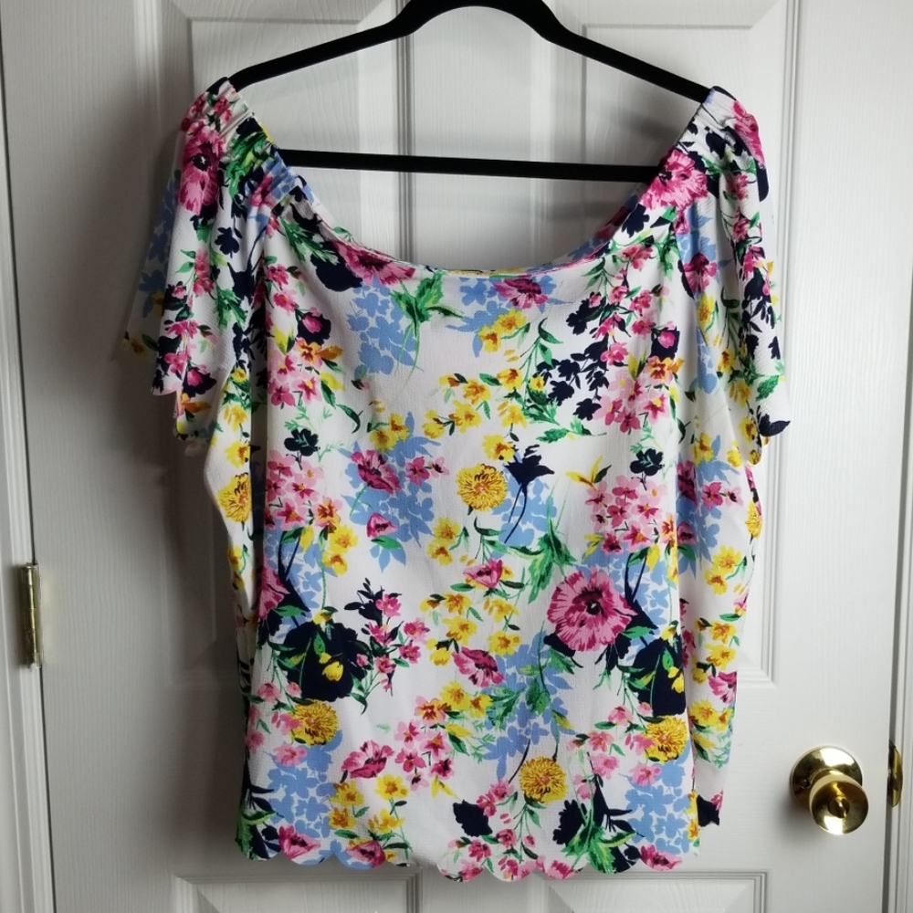 Floral top